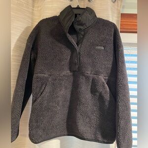 Cozy Black Spyder Fleece Pullover